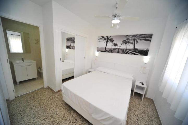 Apartamentos Estoril I - II Orangecosta Беникасим Номер фото